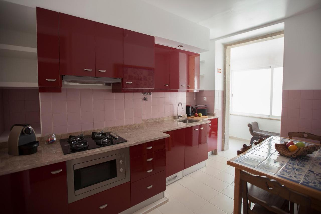 Otilia Apartamentos Lisboa Екстериор снимка